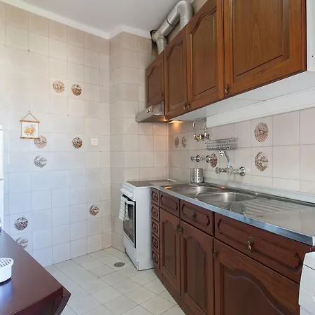 Feels Like Estefania Low Cost Apartman